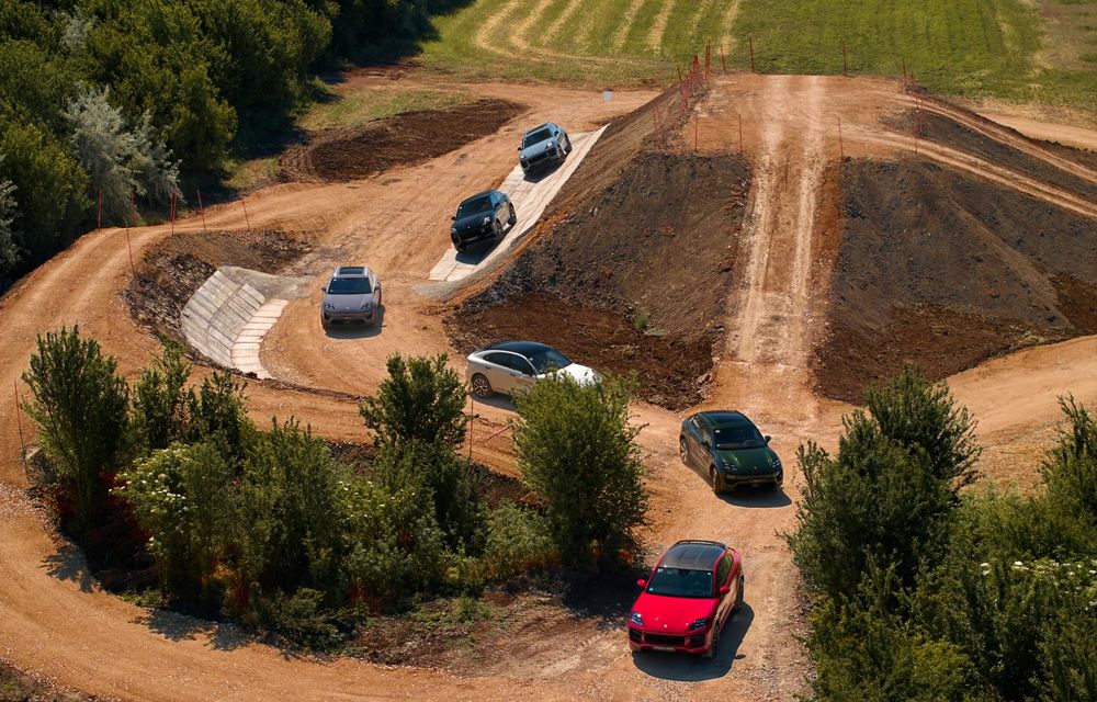 REPORTAJ: Adrenalină pe circuitul Balaton Park, alături de toată gama Porsche - Poza 77