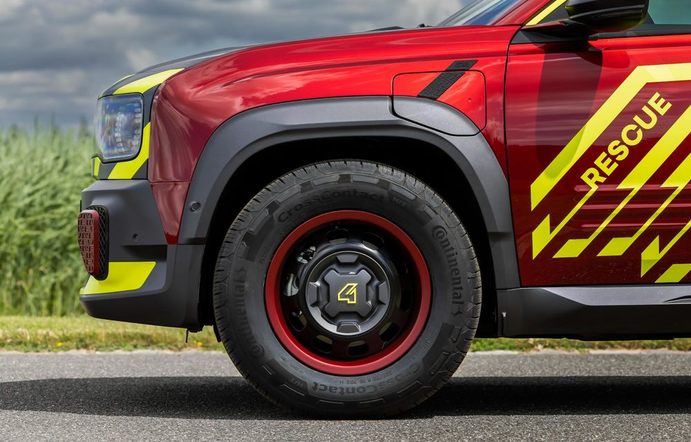 Renault reinventează vehiculele de urgență cu noul concept Vision 4rescue - Poza 16