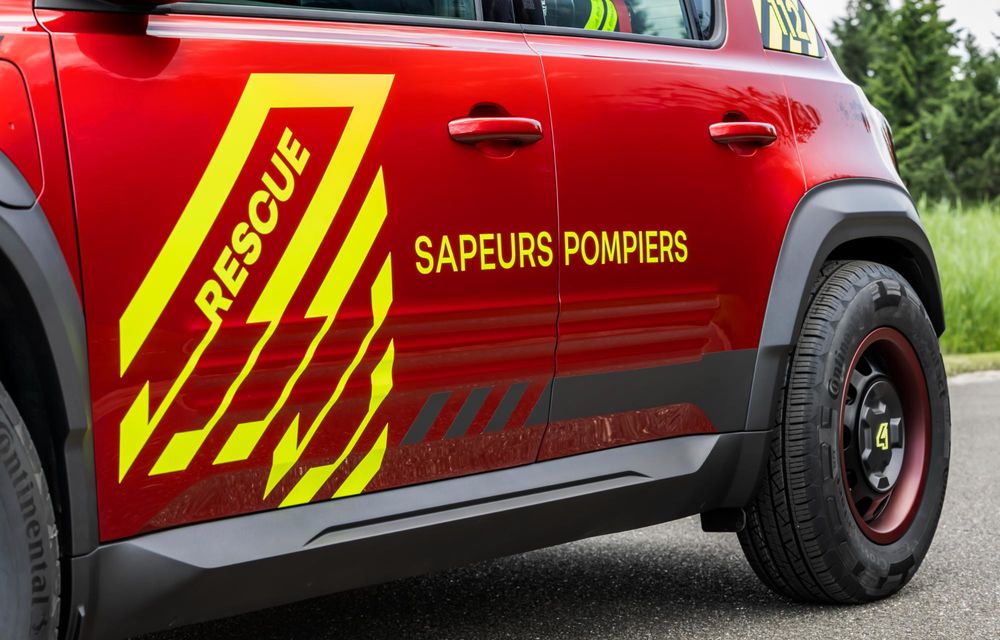 Renault reinventează vehiculele de urgență cu noul concept Vision 4rescue - Poza 19