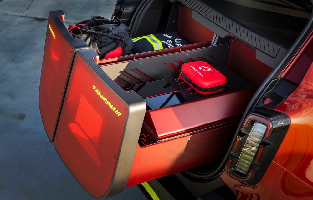 Renault reinventează vehiculele de urgență cu noul concept Vision 4rescue - Poza 28