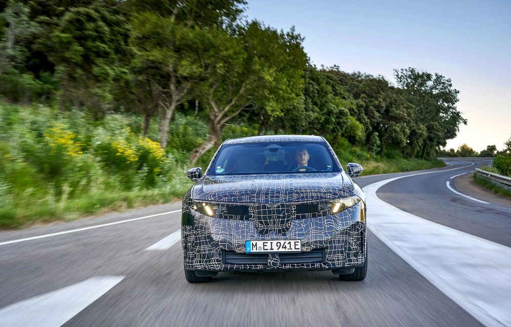 Noi imagini cu viitorul BMW iX3: autonomie de 800 km - Poza 22
