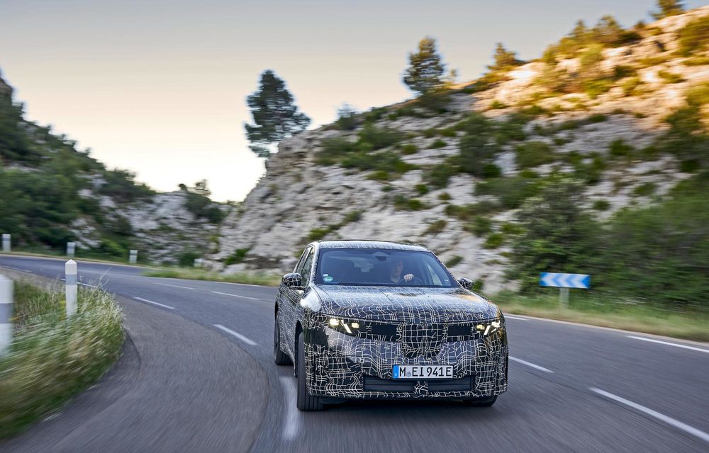 Noi imagini cu viitorul BMW iX3: autonomie de 800 km - Poza 25