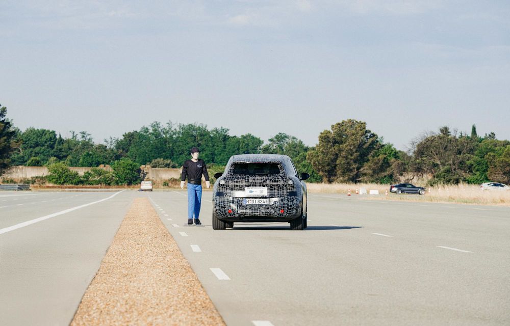 Noi imagini cu viitorul BMW iX3: autonomie de 800 km - Poza 34