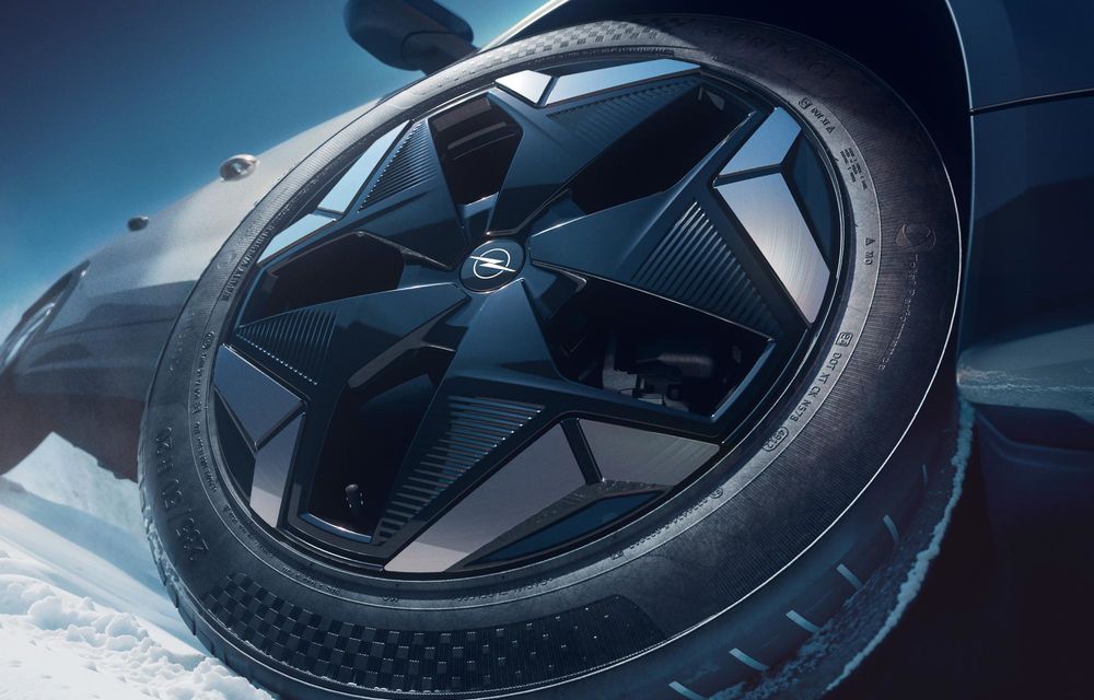 Opel Grandland electric, o nouă versiune de top: 325 CP și tracțiune integrală - Poza 4