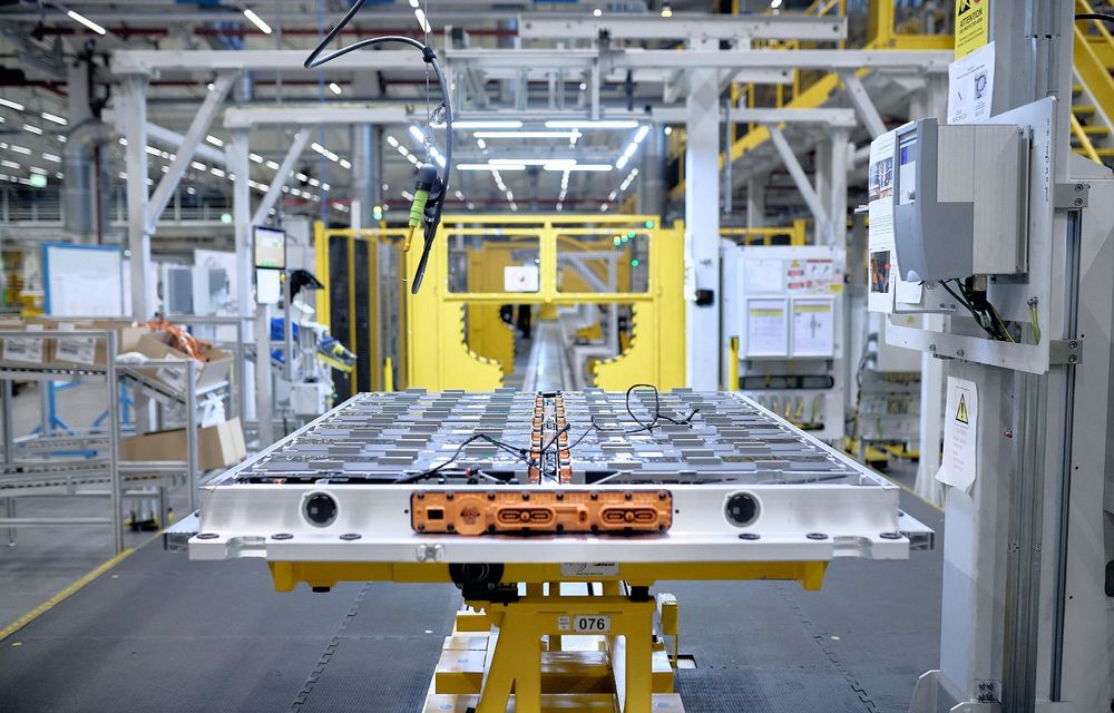 Ford inaugurează o linie de asamblare pentru baterii la Centrul de electrificare din Koln - Poza 6