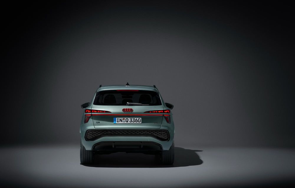 Noul Audi Q3 este aici: selector de viteză mutat pe volan și motorizări electrificate - Poza 25