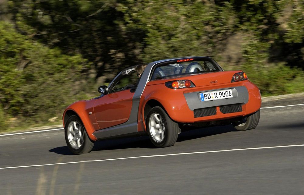 Mai ții minte Smart Roadster? Ar putea reveni ca un rival electric pentru Mazda MX-5 - Poza 2