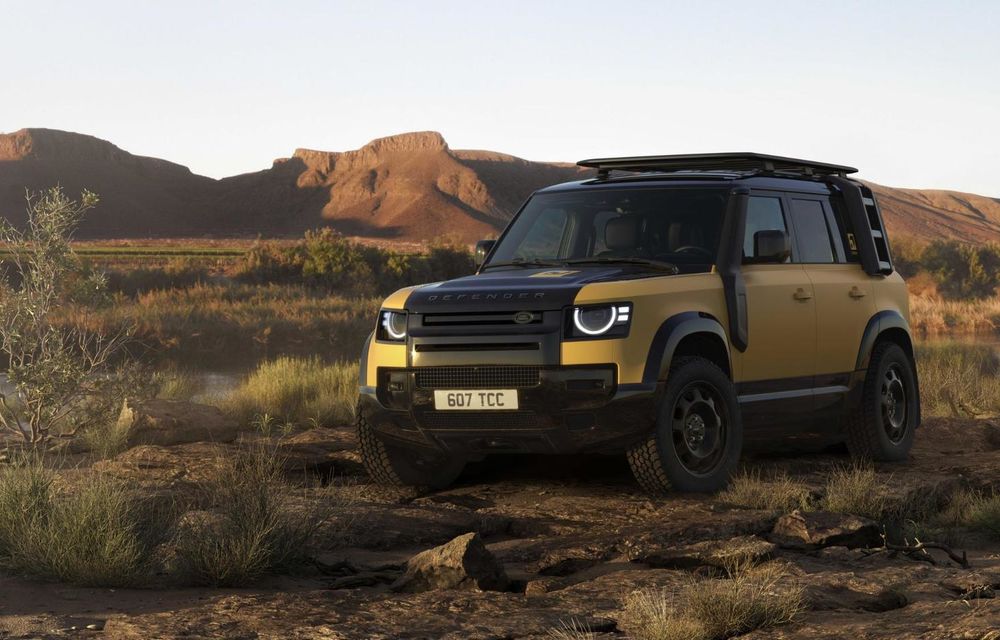 Ediție specială pentru Land Rover Defender 110: omagiu adus competiției Camel Trophy - Poza 1