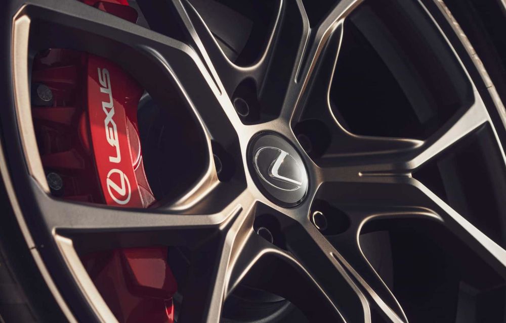 Noul Lexus IS500 Climax Edition: ediție de adio pentru ultima berlină cu motor V8 - Poza 6
