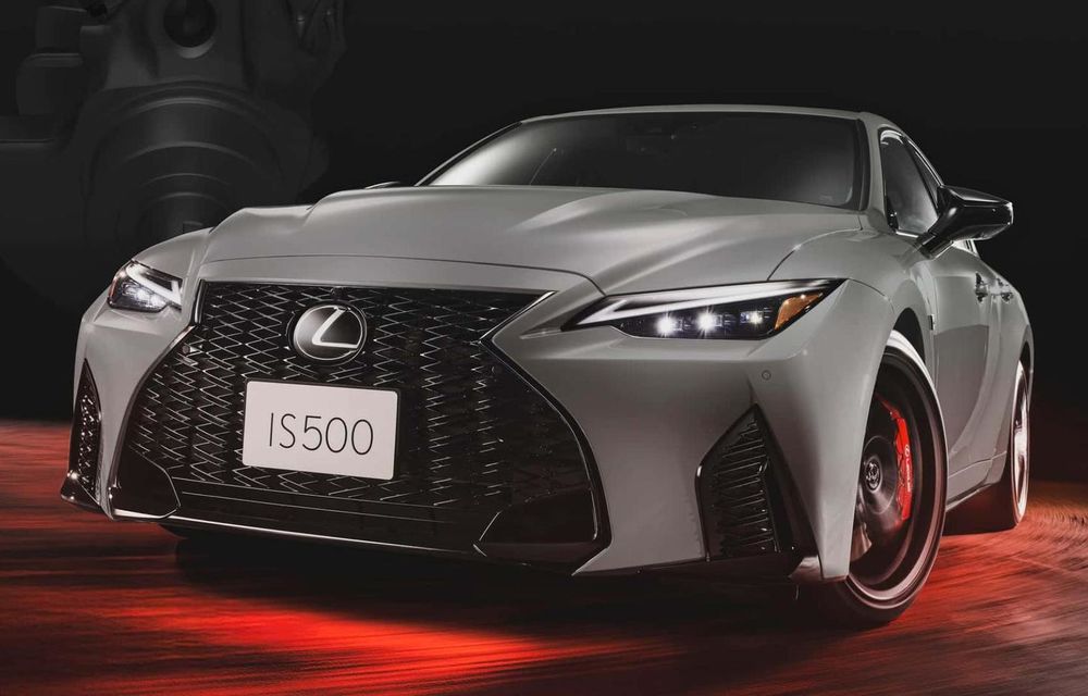Noul Lexus IS500 Climax Edition: ediție de adio pentru ultima berlină cu motor V8 - Poza 1