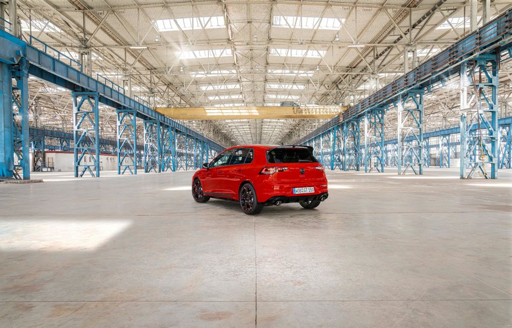 Noul Volkswagen Golf GTI Edition 50: cel mai puternic GTI, cu 325 CP - Poza 25