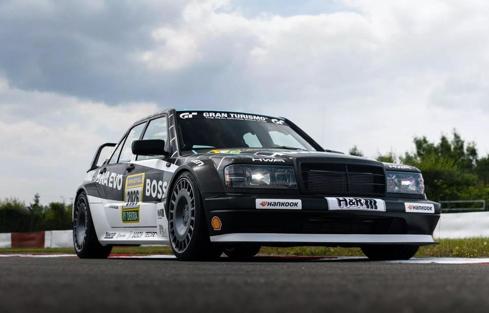 Legendarul Mercedes-Benz 190 Evo II revine în competiție: debut la Nurburgring 24 de ore 2026 - Poza 1