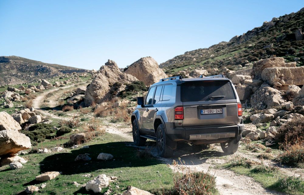 Sistem mild-hybrid pentru Toyota Land Cruiser: motor diesel de 2.8 litri - Poza 3