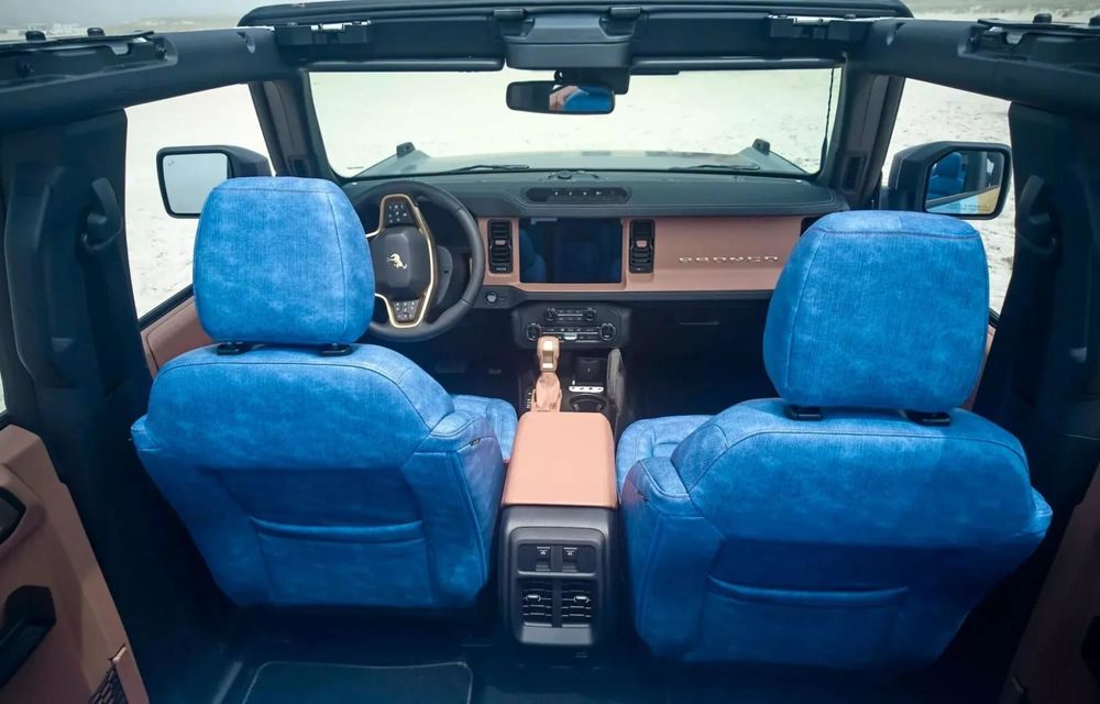 Ediții speciale pentru Ford Bronco, colaborare cu brandul de modă alice + olivia - Poza 2