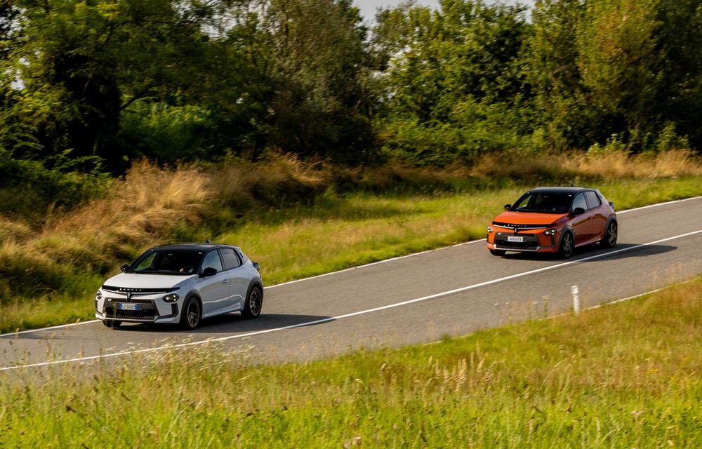 Noua Lancia Ypsilon HF: hot hatch electric cu 280 cai putere - Poza 31