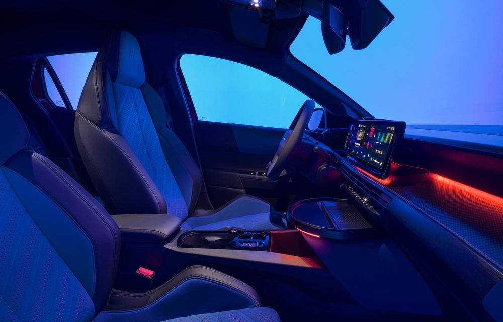 Noua Lancia Ypsilon HF: hot hatch electric cu 280 cai putere - Poza 42