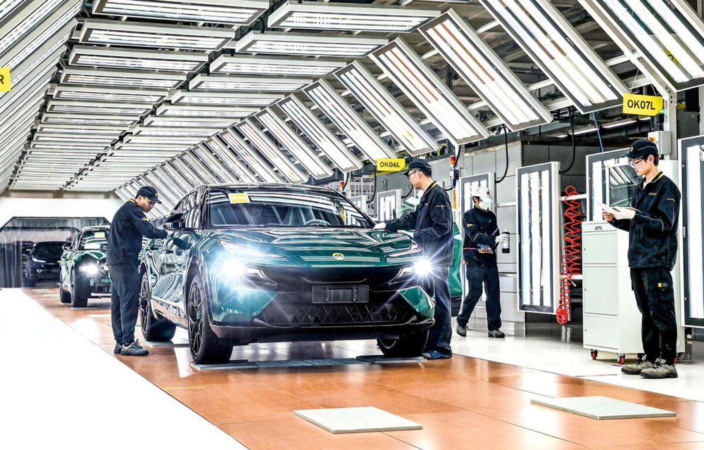 Lotus ia în considerare mutarea producției din Marea Britanie în SUA - Poza 2