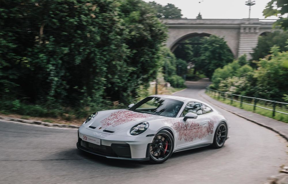 Porsche: exemplar unicat pentru 911 GT3. Marchează 75 de ani de prezență în Luxemburg - Poza 3
