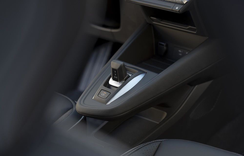 Noul Mitsubishi Grandis: SUV înrudit cu Renault Symbioz - Poza 9