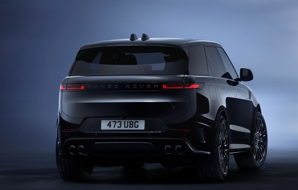 Pariu pe negru: noul Range Rover Sport SV Black - Poza 3