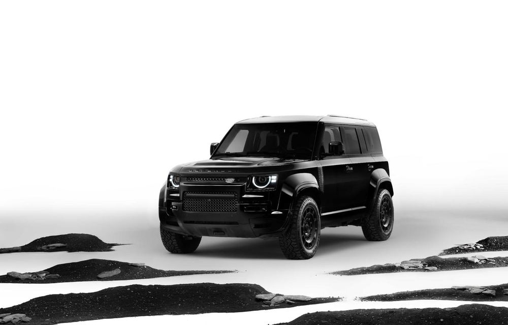 Încă un Land Rover negru: noul Defender OCTA Black - Poza 1