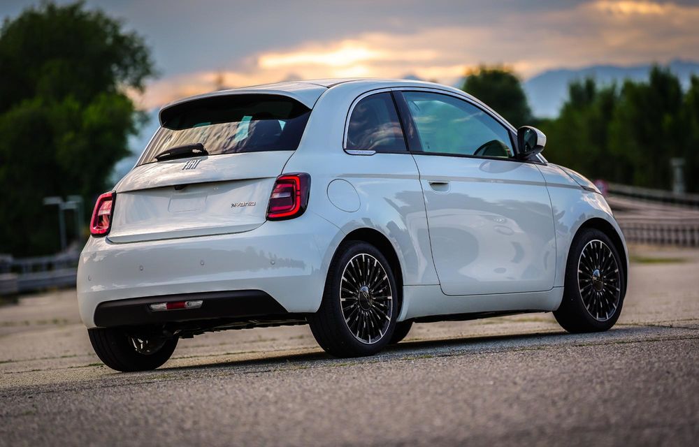 Noul Fiat 500 Hybrid: versiune cu motor mild-hybrid cu preț de pornire de 17.000 euro - Poza 8