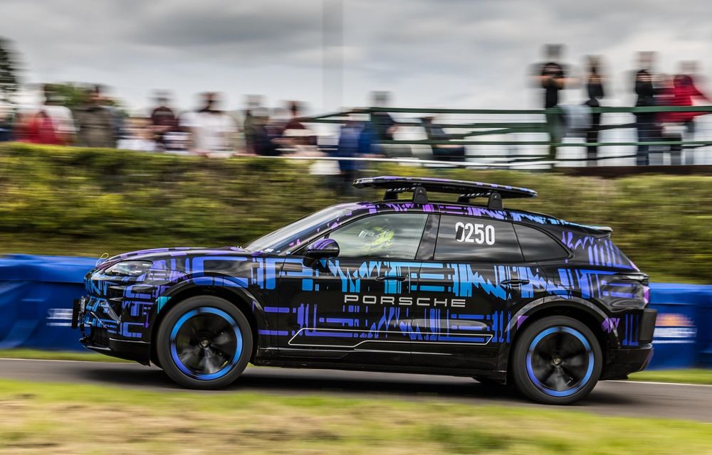 Imagini noi cu viitorul Porsche Cayenne electric: record pe celebra urcare de la Shelsley Walsh - Poza 3