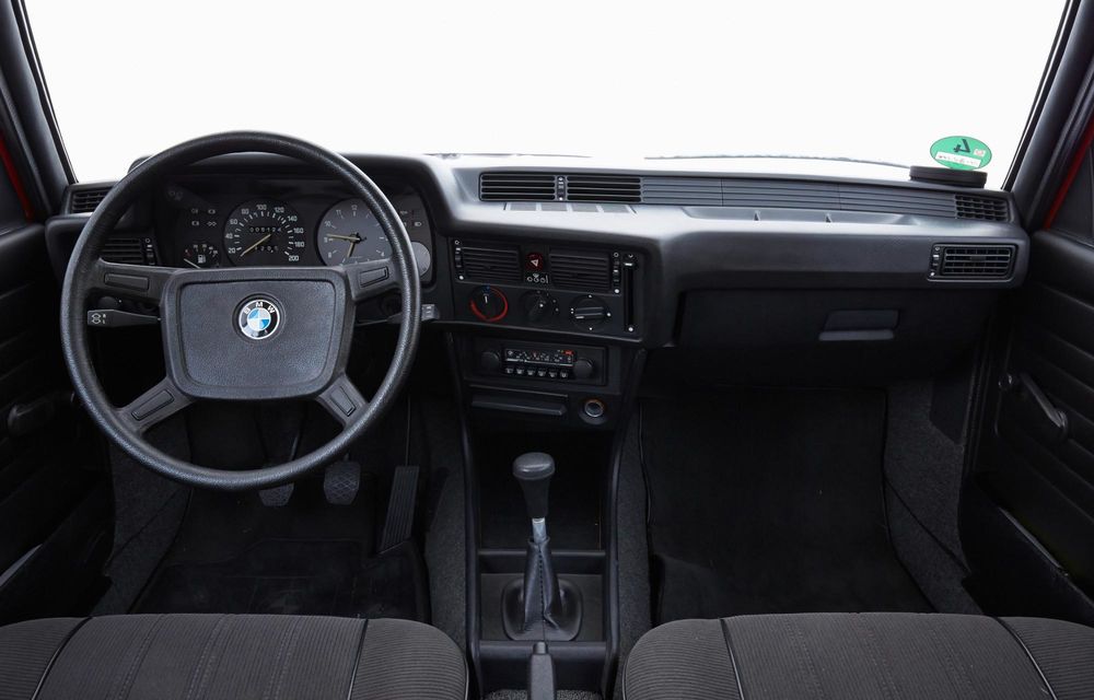 BMW: 50 de ani de la debutul Seriei 3. Cum a evoluat cel mai de succes model al mărcii - Poza 6