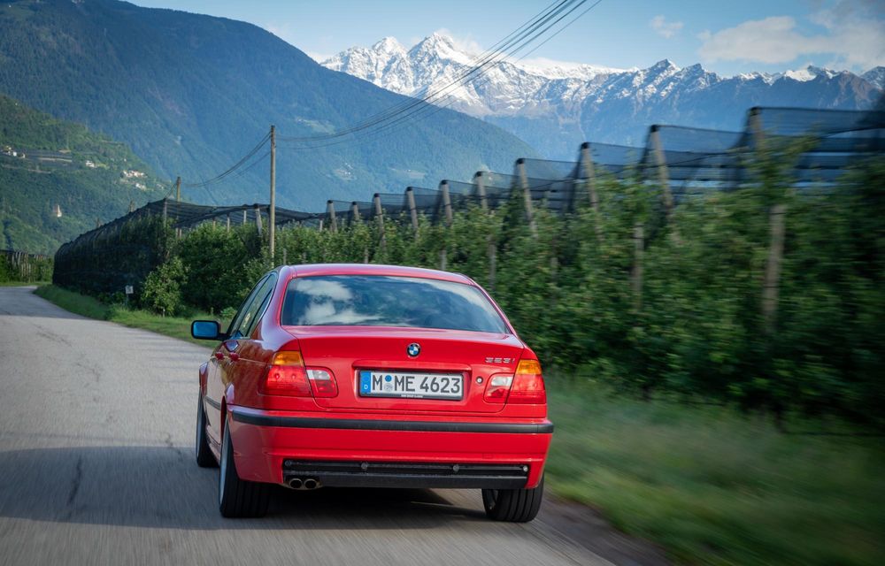 BMW: 50 de ani de la debutul Seriei 3. Cum a evoluat cel mai de succes model al mărcii - Poza 14