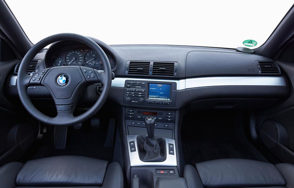 BMW: 50 de ani de la debutul Seriei 3. Cum a evoluat cel mai de succes model al mărcii - Poza 16