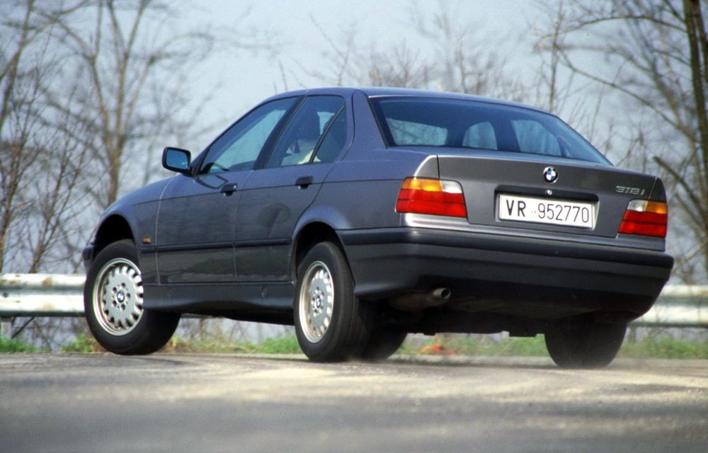 BMW: 50 de ani de la debutul Seriei 3. Cum a evoluat cel mai de succes model al mărcii - Poza 17