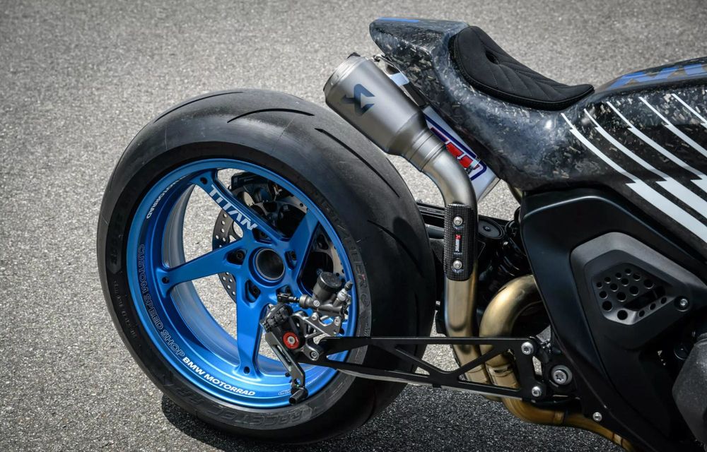 BMW Titan, noul concept de motocicletă BMW, care vine cu NOS - Poza 5