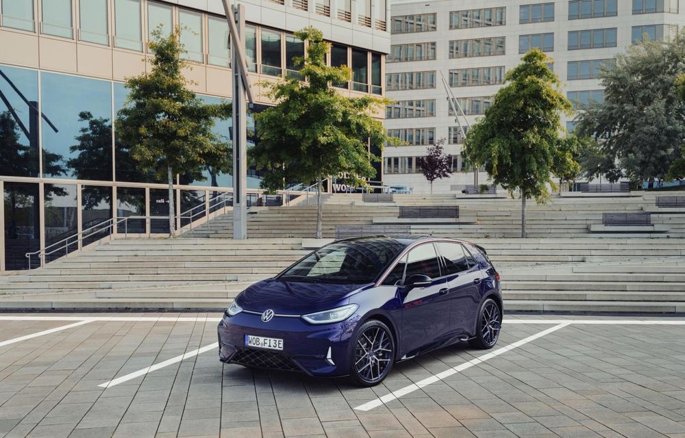 Noul Volkswagen ID.3 GTX Fire+Ice: ediție limitată la 1990 de exemplare - Poza 1
