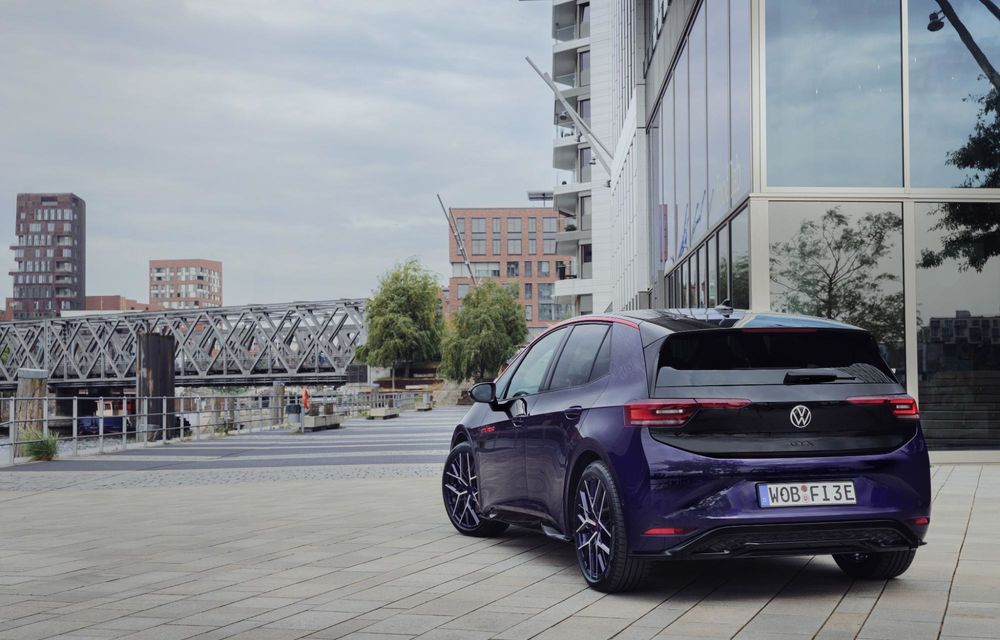 Noul Volkswagen ID.3 GTX Fire+Ice: ediție limitată la 1990 de exemplare - Poza 15