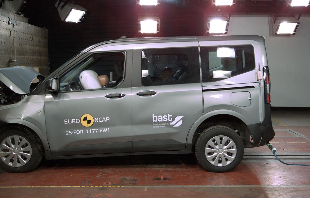 Noi teste Euro NCAP: 4 stele pentru Ford Tourneo Courier, produs în România - Poza 8
