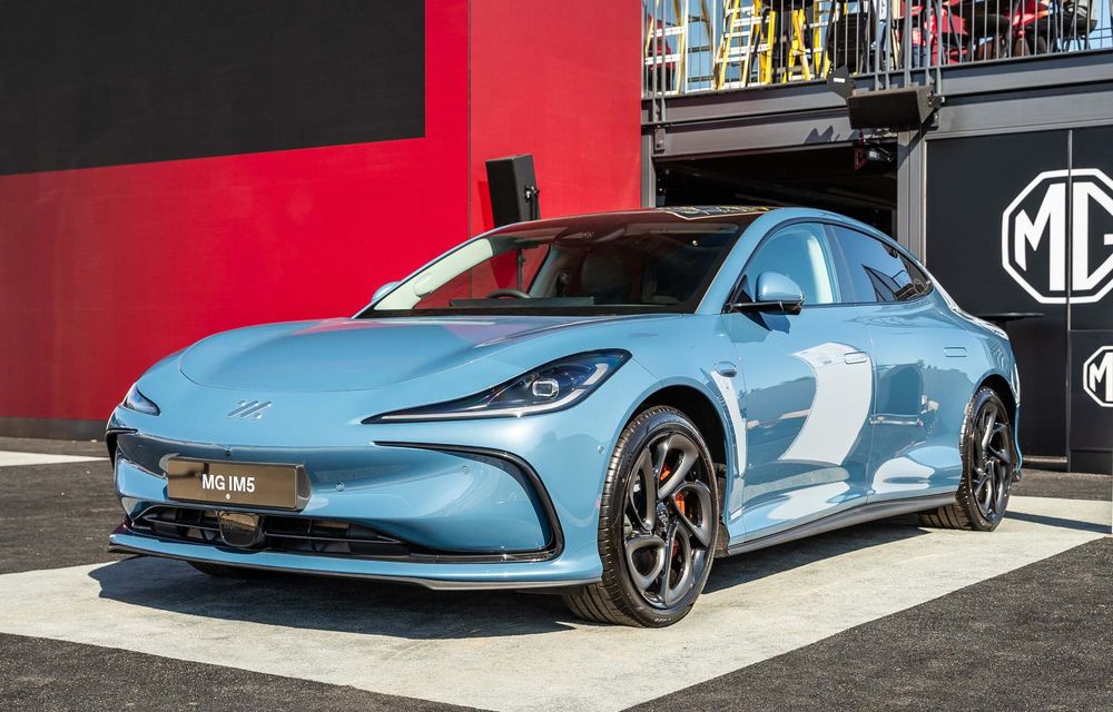 MG prezintă noile modele electrice IM5 și IM6: autonomie de 665 kilometri - Poza 2