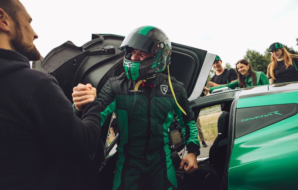 RECORD: Rimac Nevera R stabilește 24 de recorduri mondiale. Cea mai rapidă mașină de serie în repriza 0-400-0 km/h - Poza 7
