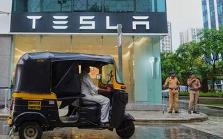 Tesla își face debutul în India cu Model Y