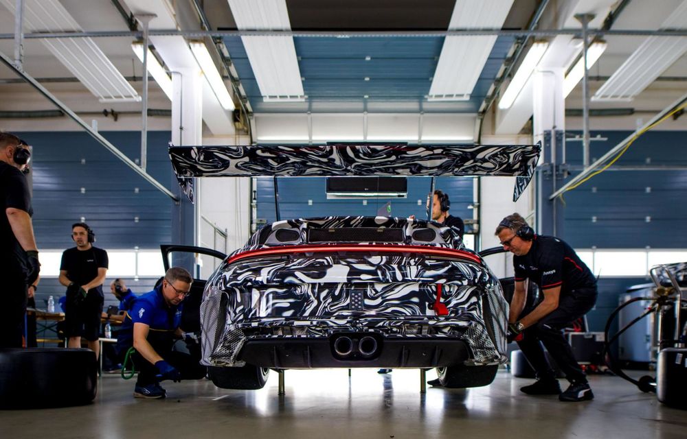 Porsche testează noul 911 Cup pentru competiții. Debut în 2026 - Poza 8