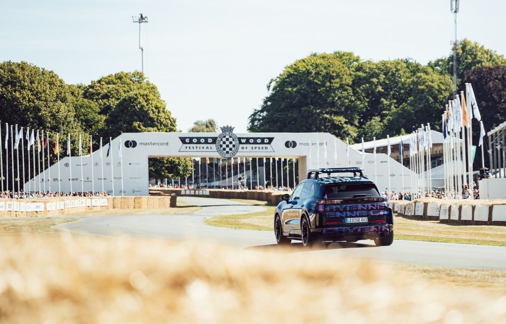 REPORTAJ: Am pășit în altarul vitezei de la Goodwood Festival of Speed - Poza 1