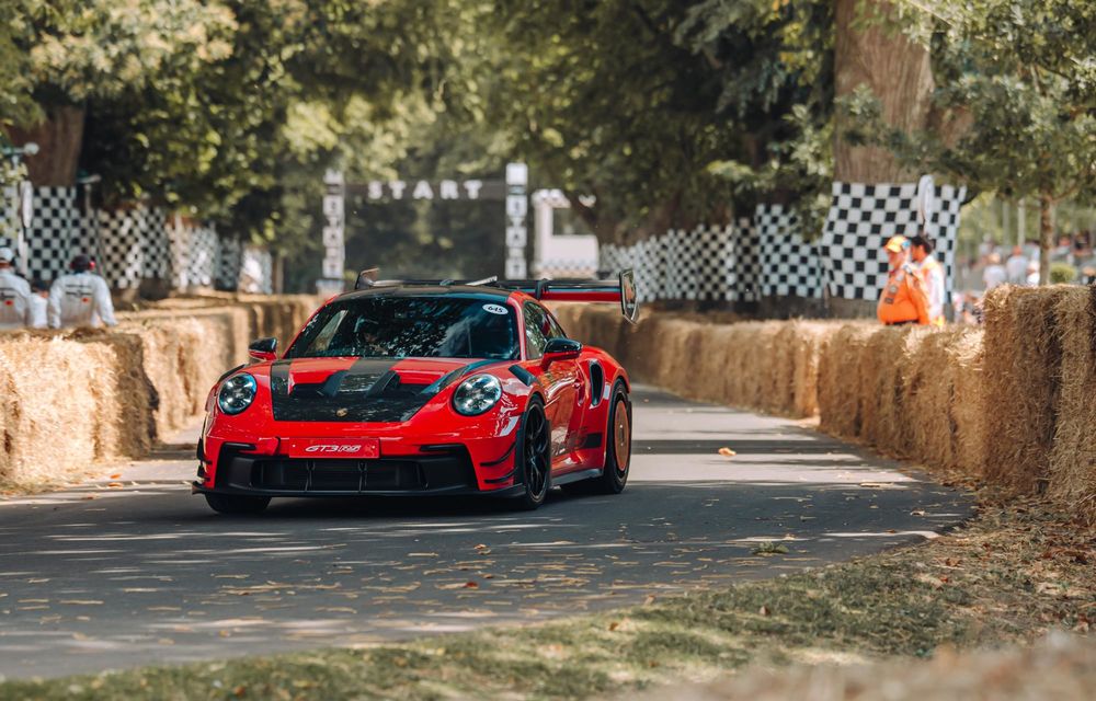 REPORTAJ: Am pășit în altarul vitezei de la Goodwood Festival of Speed - Poza 43