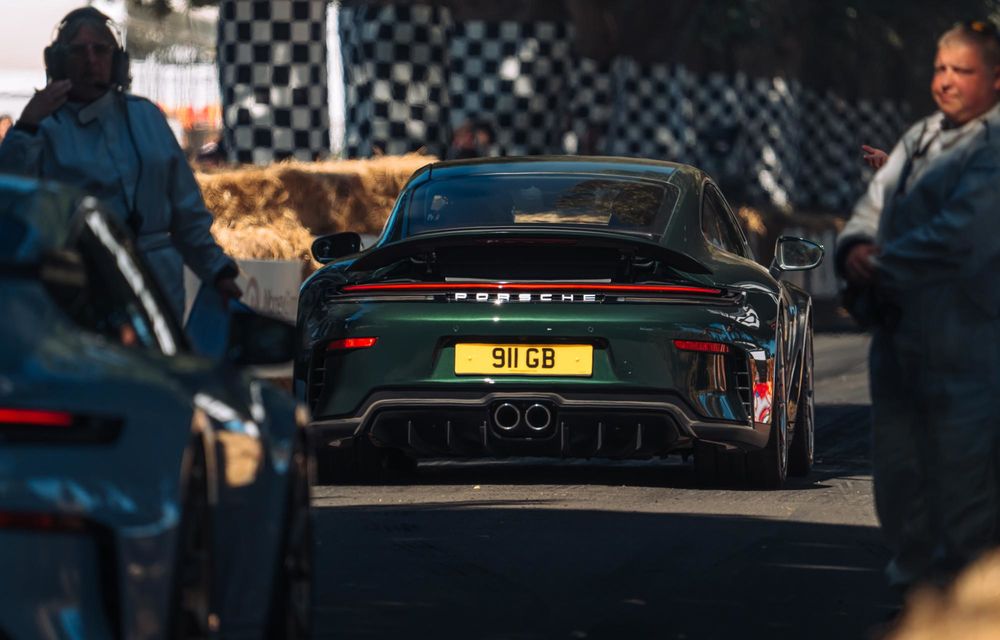 REPORTAJ: Am pășit în altarul vitezei de la Goodwood Festival of Speed - Poza 53
