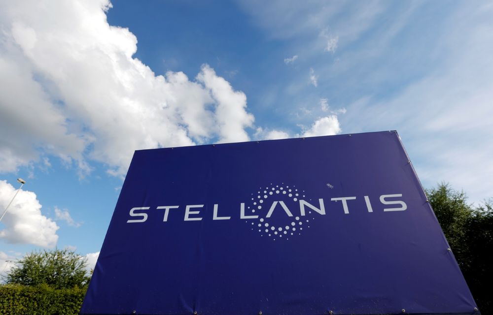 Stellantis preconizează pierderi de 1.2 miliarde euro în a doua jumătate a lui 2025 - Poza 1