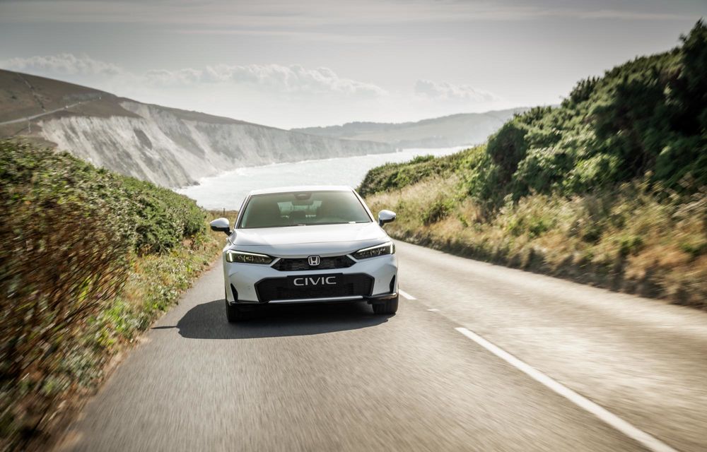 Honda Civic a primit un facelift: modificări estetice discrete - Poza 2
