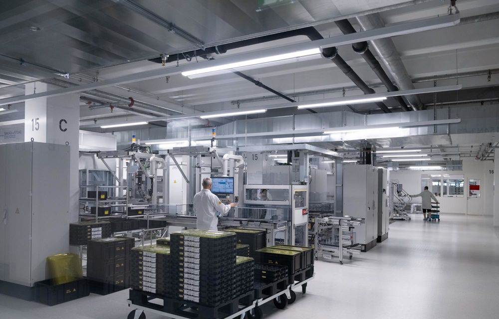 BMW a demarat producția de motoare electrice pentru Neue Klasse la uzina din Steyr - Poza 4