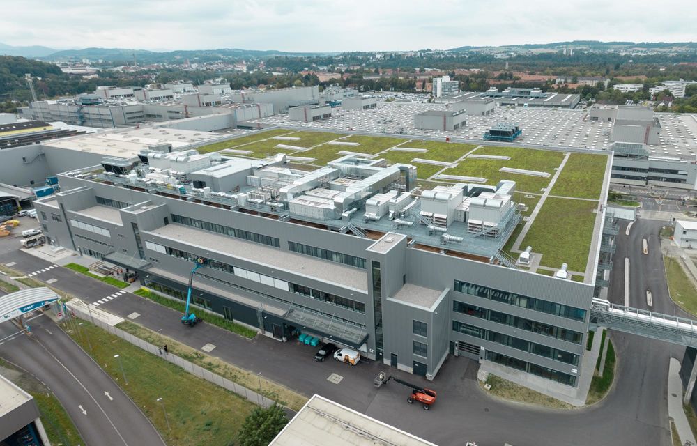 BMW a demarat producția de motoare electrice pentru Neue Klasse la uzina din Steyr - Poza 2