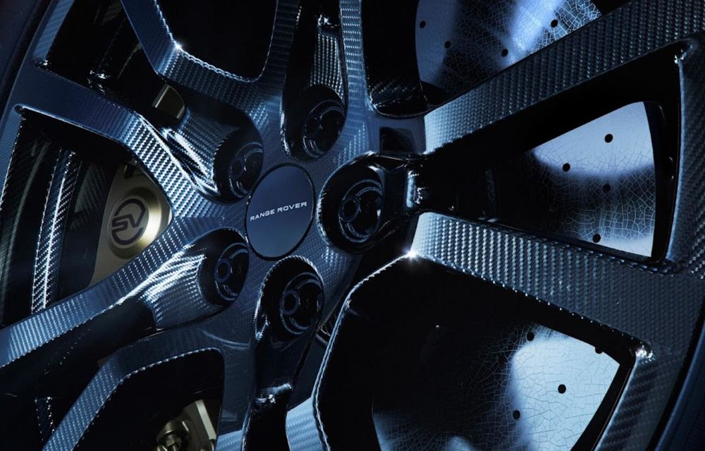 Range Rover Sport SV Carbon, o nouă ediție specială pentru modelul britanic - Poza 9