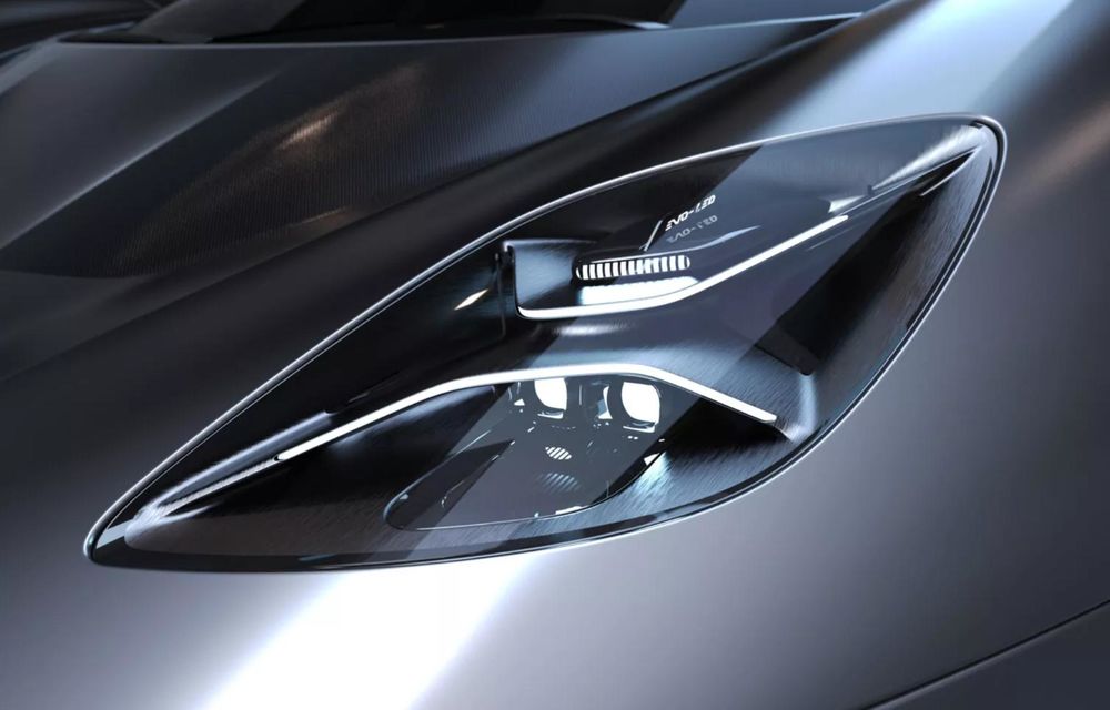 Britanicii prezintă un supercar cu motor V12 aspirat natural și cutie manuală - Poza 16
