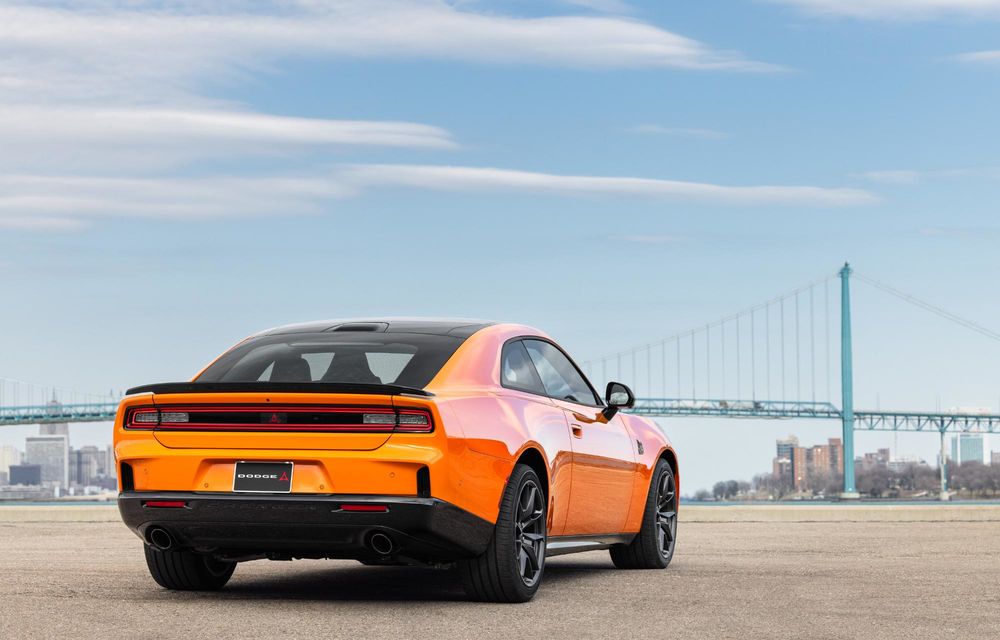 Noul Dodge Charger Sixpack: versiune cu motor termic de 550 cai putere - Poza 8