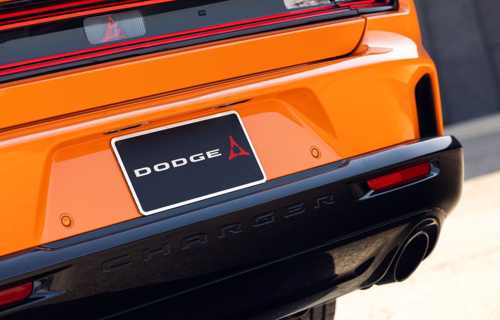 Noul Dodge Charger Sixpack: versiune cu motor termic de 550 cai putere - Poza 11